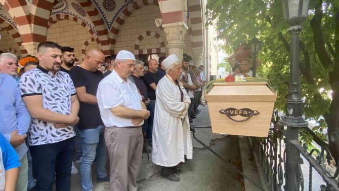 Yük Trenin Çarptığı Amatör Futbolcu Son Yolculuğuna Uğurlandı