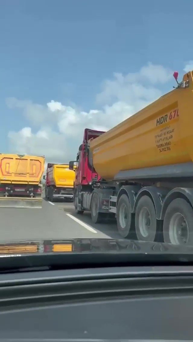 İ̇stanbul’da Hafriyat Kamyonları Tehlike Saçıyor