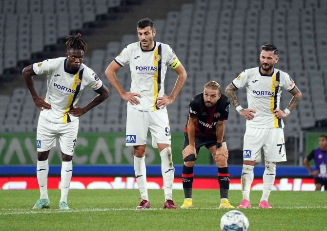 Spor Toto Süper Lig: Fatih Karagümrük: 4 - Mke Ankaragücü: 1 (Maç Sonucu)