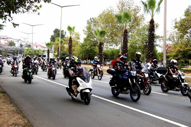 Motosiklet Tutkunları Festivalde Bir Araya Geldi