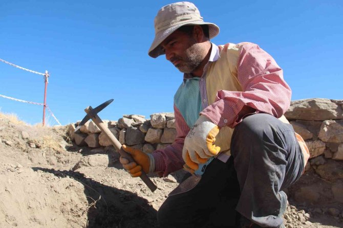 5 Bin Yıllık Harput Kalesi’nde Çalışmalar Tüm Hızıyla Sürüyor