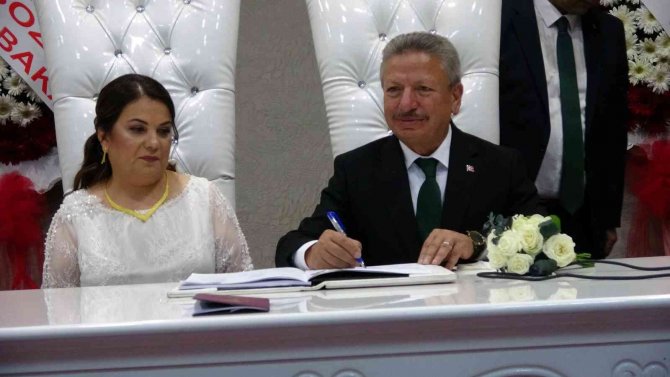 Bakan Bozdağ, Nikah Şahidi Oldu