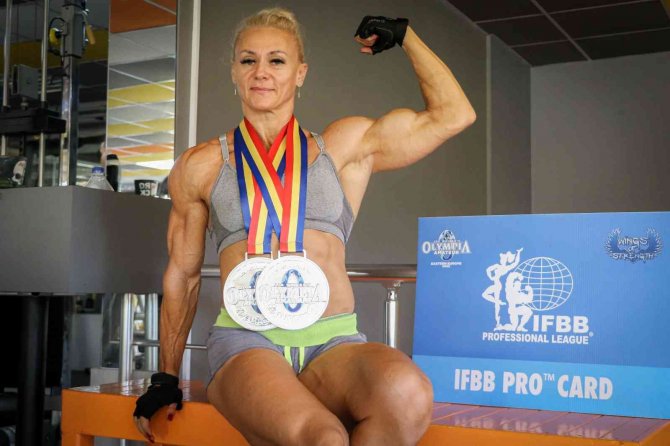 Rus Asıllı Milli Fitness Sporcusu Kadının Başarı Hikayesi Görenleri Hayran Bıraktı