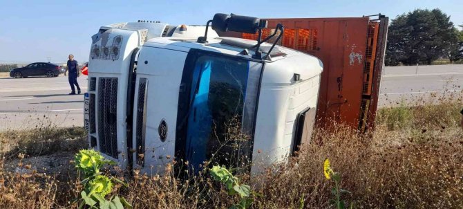 Bandırma Gönen Yol Ayrımında Trafik Kazası