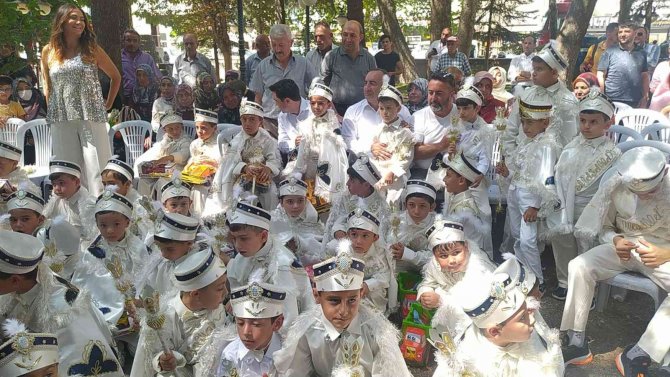 İ̇skilip Belediyesi’nden Sünnet Şöleni