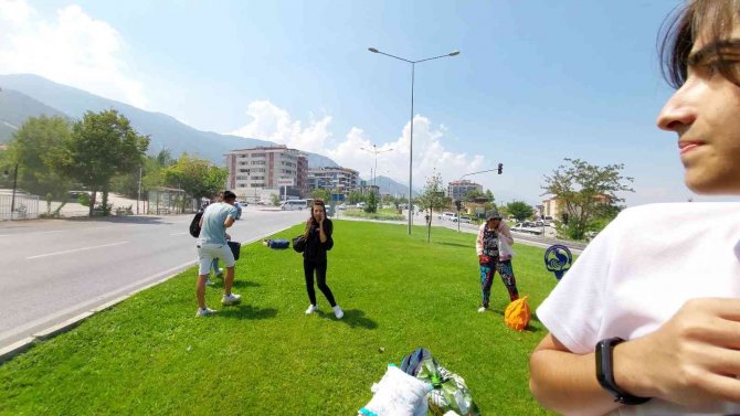 Alev Alev Yanan Otobüste Can Pazarı