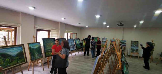 Uzungöl’de İlk Kez Resim Sergisi Düzenlendi