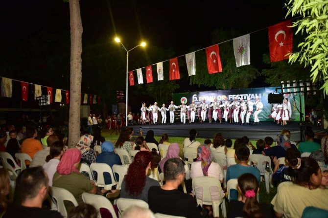 Kepez’de Uluslararası Folklor Festivali Heyecanı Sürüyor