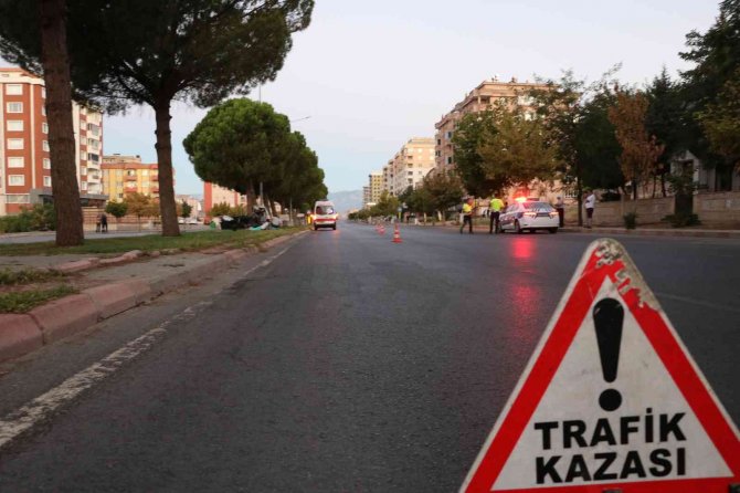 Bir Aylık Çifti Trafik Kazası Ayırdı