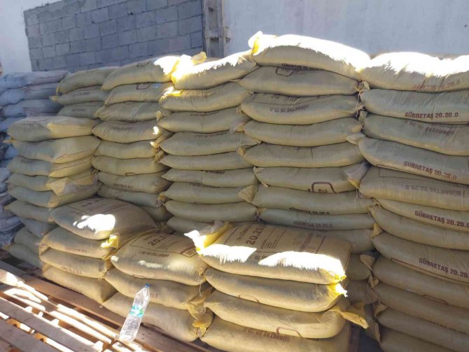 Elazığ’da 54 Ton Sahte Gübre Ele Geçirildi
