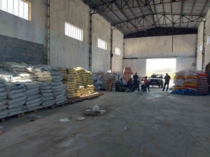 Elazığ’da 54 Ton Sahte Gübre Ele Geçirildi