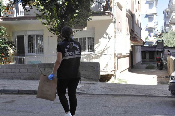 Yatağında Fenalaşan 6 Aylık Bebek Hayatını Kaybetti