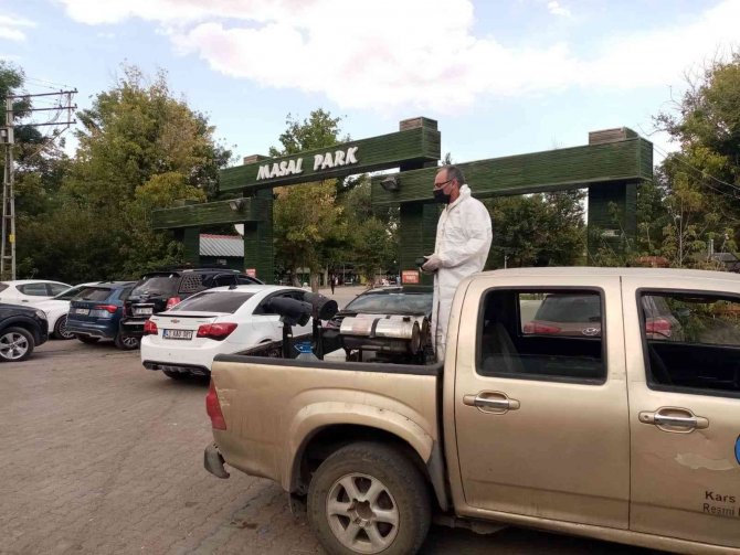 Kars’ta Belediyeden İlaçlama Çalışması