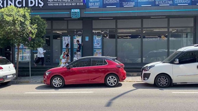 Güpegündüz Marketten 3 Bin Liralık Hırsızlık