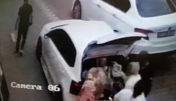 Güpegündüz Marketten 3 Bin Liralık Hırsızlık