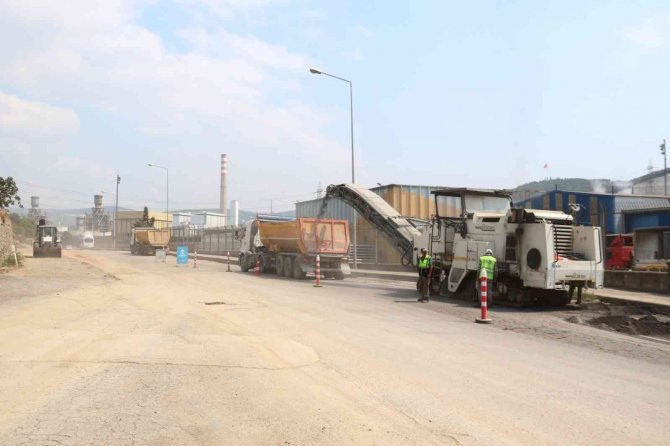 Dilovası Liman Caddesi Yeni Yüzüne Kavuşuyor