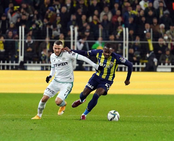 Konyaspor İle Fenerbahçe 43. Randevuda