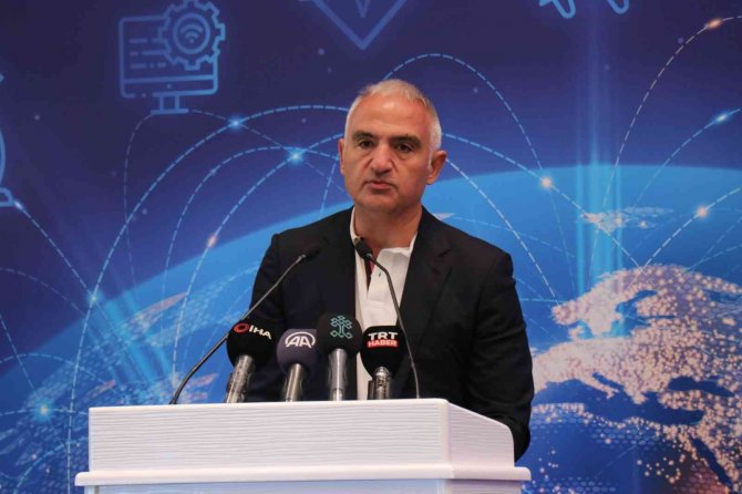 Kültür Ve Turizm Bakanı Ersoy: “Bu Yıl 42 Milyon Turist Hedefimizi 47 Milyon Olarak Güncelledik”