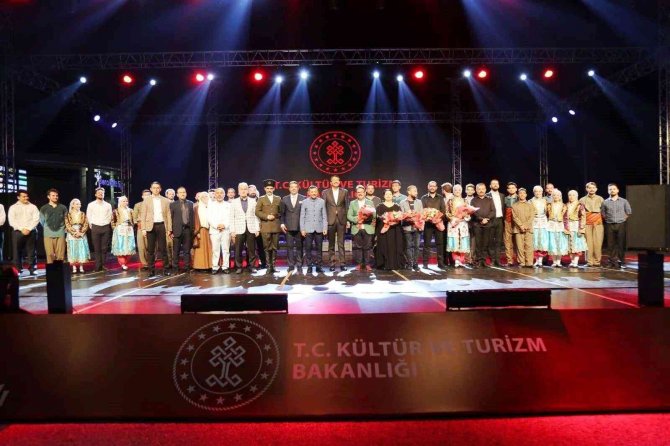 Kütahya’da Büyük Zafer’in Destansı Öyküsü Sahnelendi