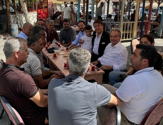 Aydemir’den ‘Sahada İ̇lçe Buluşmaları’