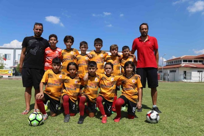 Dörtyıldız Spor’dan Altyapı Atağı