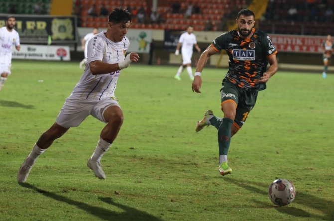 Spor Toto Süper Lig: Corendon Alanyaspor: 0 - İ̇stanbulspor: 1 (Maç Sonucu)