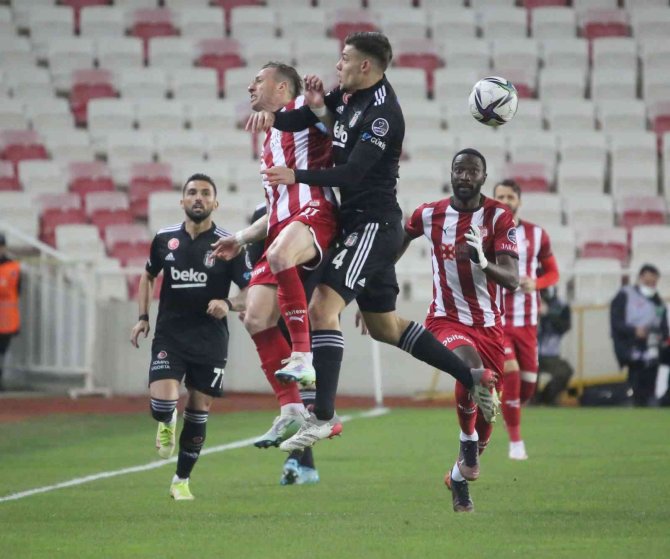Beşiktaş İle Sivasspor 33. Randevuda