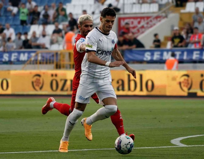Spor Toto Süper Lig: Kasımpaşa: 0 - A. Hatayspor: 0 (Maç Devam Ediyor)