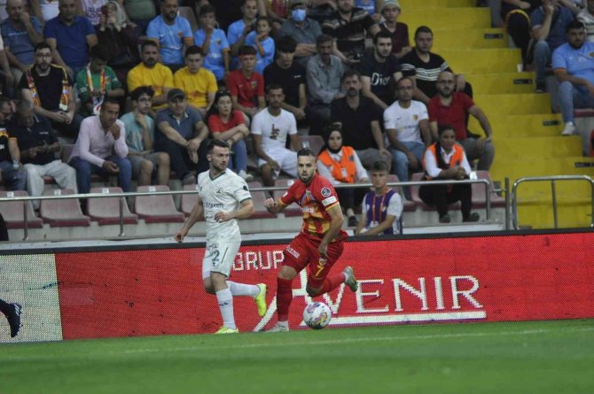 Spor Toto Süper Lig: Kayserispor: 1 - Giresunspor: 0 (Maç Devam Ediyor)