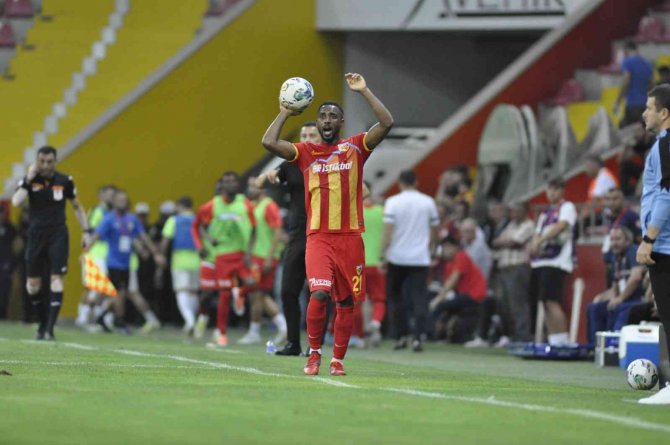 Spor Toto Süper Lig: Kayserispor: 1 - Giresuspor: 0 (İ̇lk Yarı)