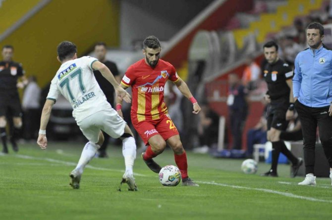 Spor Toto Süper Lig: Kayserispor: 1 - Giresunspor: 0 (Maç Devam Ediyor)
