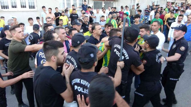 Maç Sonrası Ortalık Biranda Karıştı