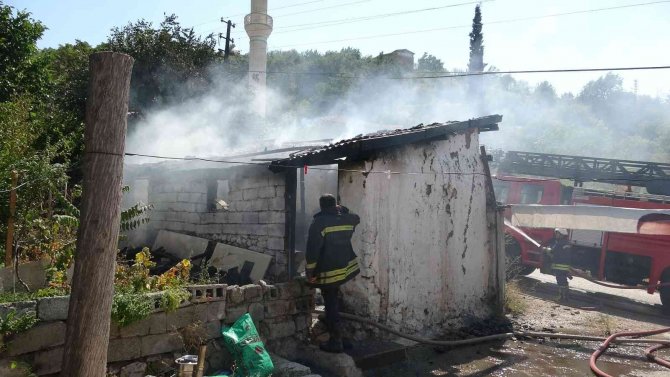 Tandır Ateşi Yangına Neden Oldu
