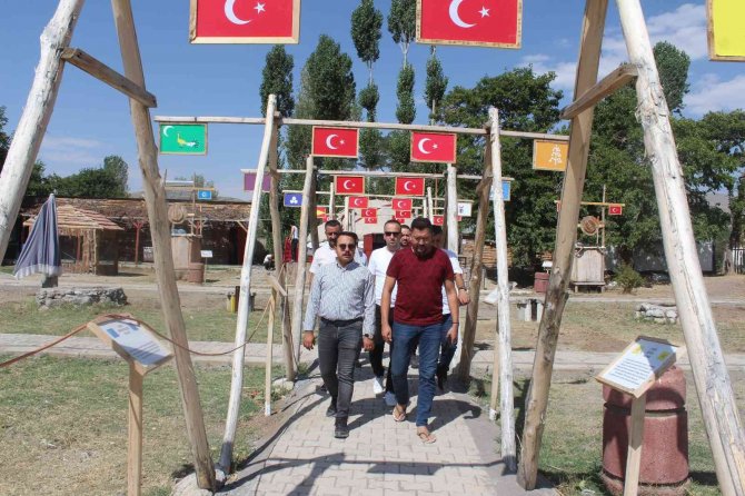 Kaymakam Aydoğan İlçedeki Turistlik Mekânları Ziyaret Etti