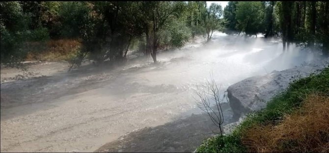 Yozgat’ta Dolu Ve Sağanak Yağış Etkili Oldu