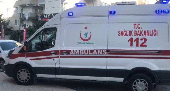 Tartıştığı Eşini Bıçakla Yaraladı