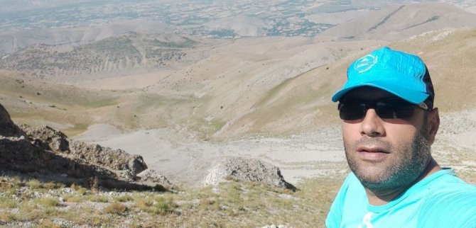 Taşların Sel Gibi Aktığı Anlar Cep Telefonu Kamerasına Yansıdı