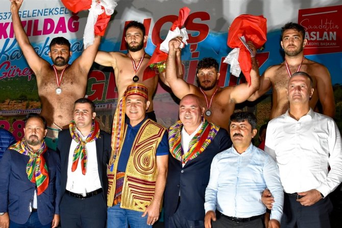 Kızıldağ Karakucak Güreşleri’nde Başpehlivan İ̇brahim Çiftçi Oldu