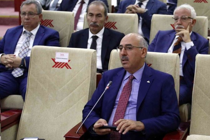 81 Devlet Üniversitesi Rektörü, Yök Başkanı Özvar Başkanlığında Toplandı