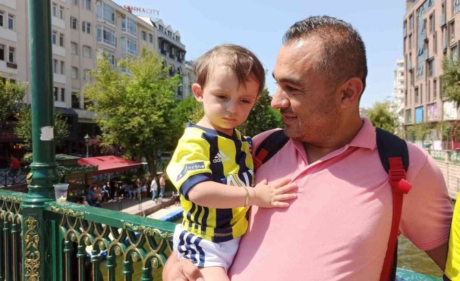 Konyaspor Ve Fenerbahçe Taraftarları Takımlarından Umutlu