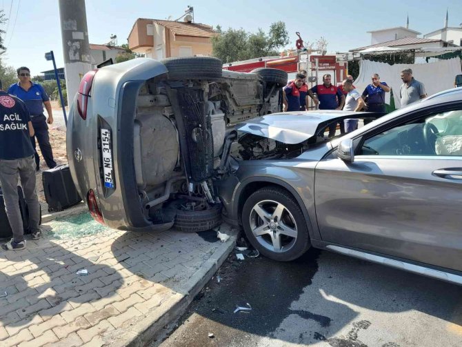 Didim’de Otomobiller Çarpıştı: 3 Yaralı