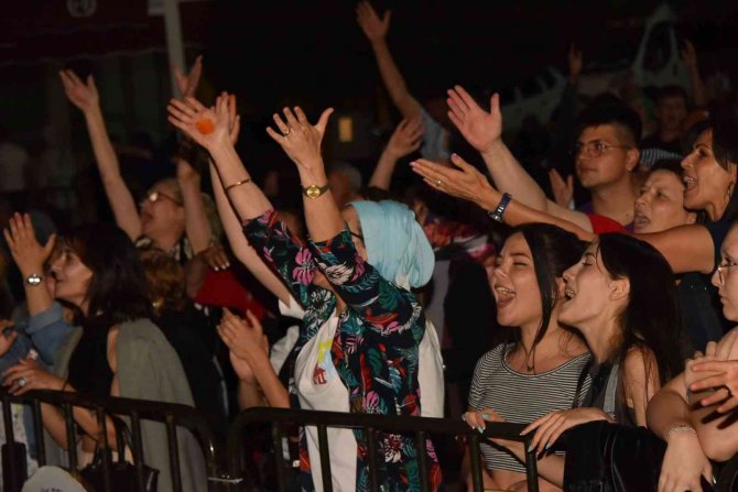 Bozüyük Belediyesi Çocuk Korosu’ndan Muhteşem Konser