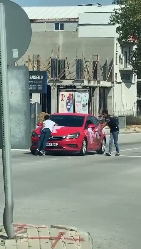 Bursa’da Düğün Konvoyunda Ölümüne Bahşiş Mücadelesi