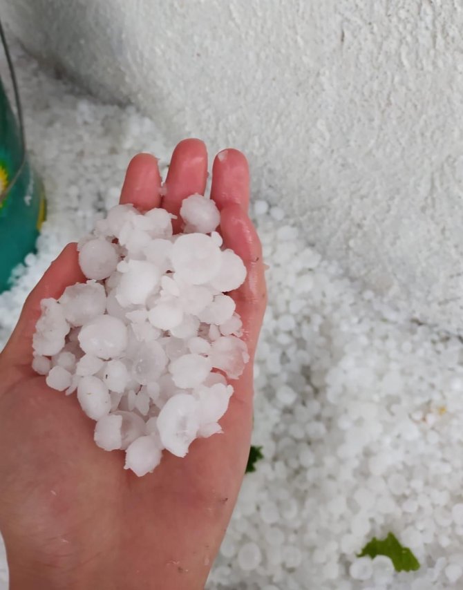 Bursa’nın Dağ İlçesini Dolu Vurdu