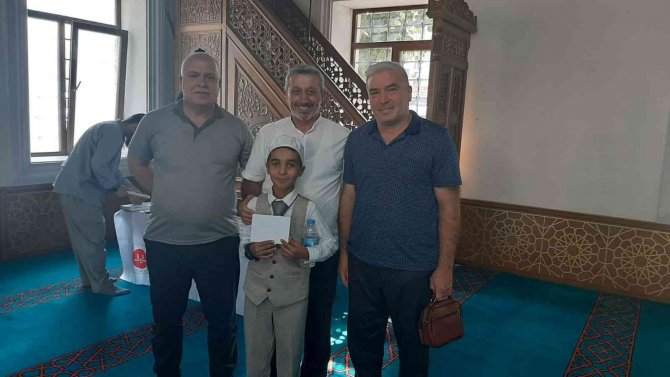 Kur’an-ı Kerim’i Güzel Okuma Yarışması Bölge Birincisi Elazığ’dan