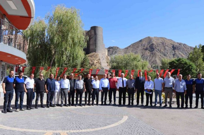 Efkan Ala Baba Ocağında