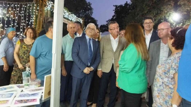 Burhaniye’de 32. Ören Turizm Kültür Ve Sanat Festivali Başladı