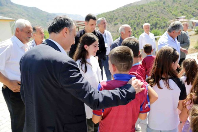 Vali Taşbilek’in Köy Ziyaretleri Devam Ediyor
