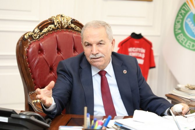 İ̇lkadım’dan Can Dostlara Su Ve Mama Takviyesi