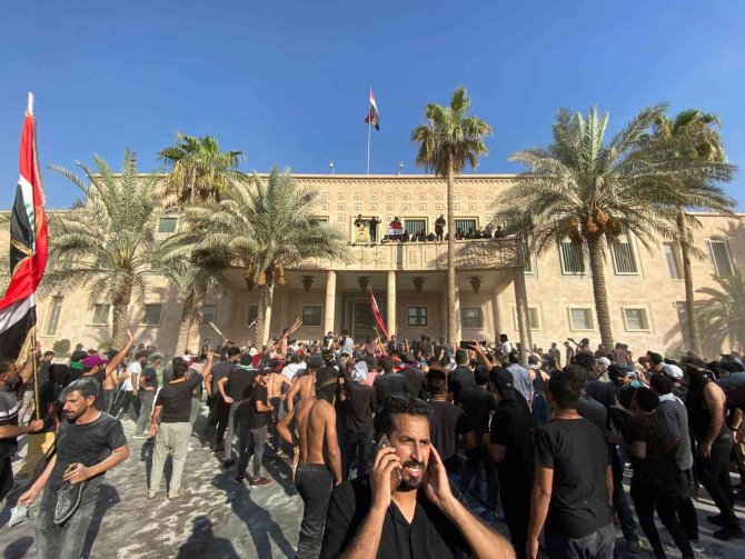 Irak’taki Protestolar Sırasında 2 Kişi Öldü, 19 Kişi Yaralandı
